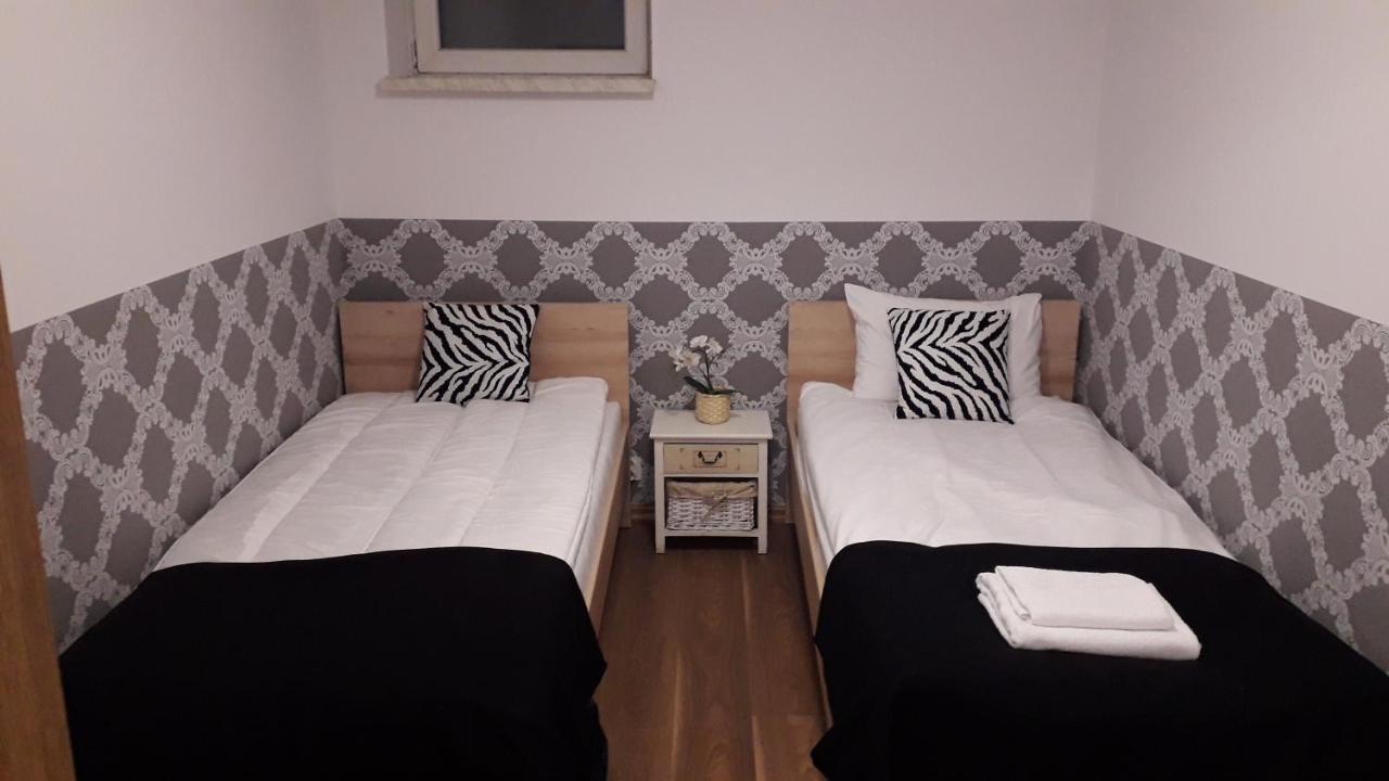 Apartament Villa Magnolia Auschwitz Buitenkant foto